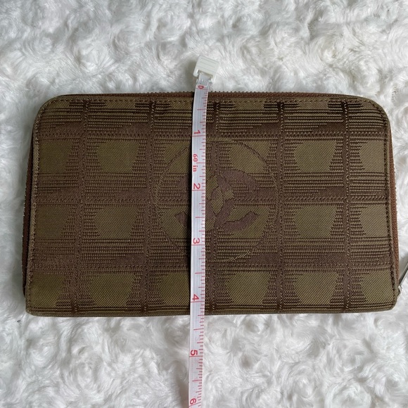 Chanel Brown Travel Line Canvas Bifold Long Wallet 🤎 - Picture 14 of 15